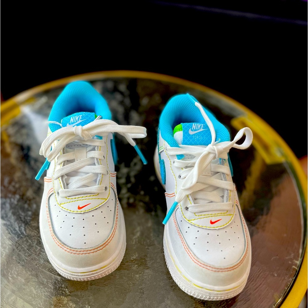 Nike Forces Rainbow Stitch